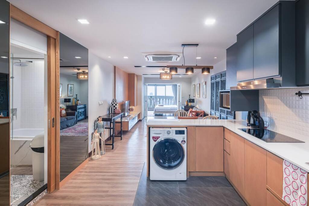 Central Bangkok, 5 Stars River View & Characteristic Decor Экстерьер фото