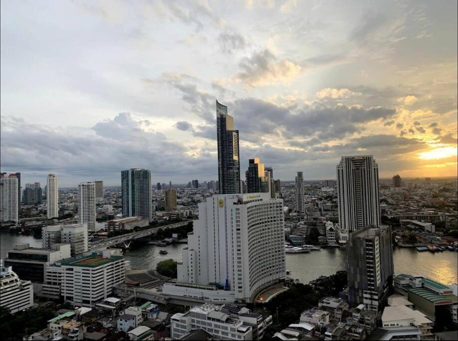 Central Bangkok, 5 Stars River View & Characteristic Decor Экстерьер фото